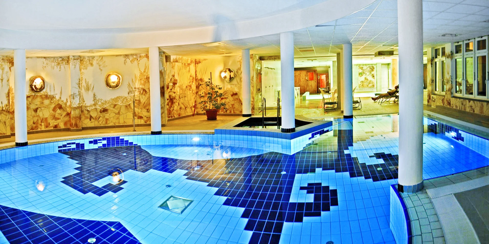 Maďarsko: 4* hotel v Zalakarose s wellness, termálnym bazénom a jedlom, deti zdarma