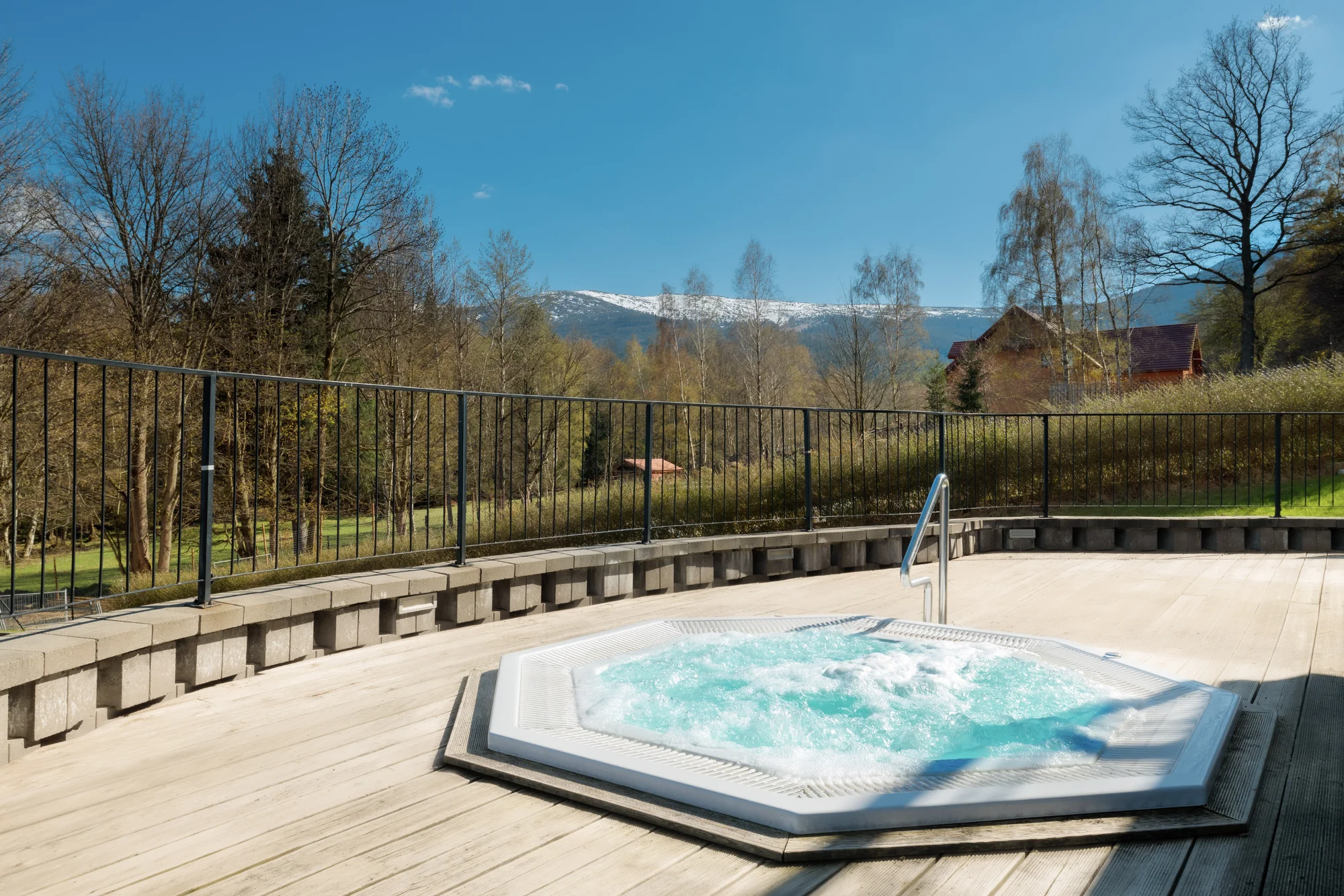 Pobyt v poľských Krkonošiach: moderné apartmány, raňajky a wellness – Obrázok 4