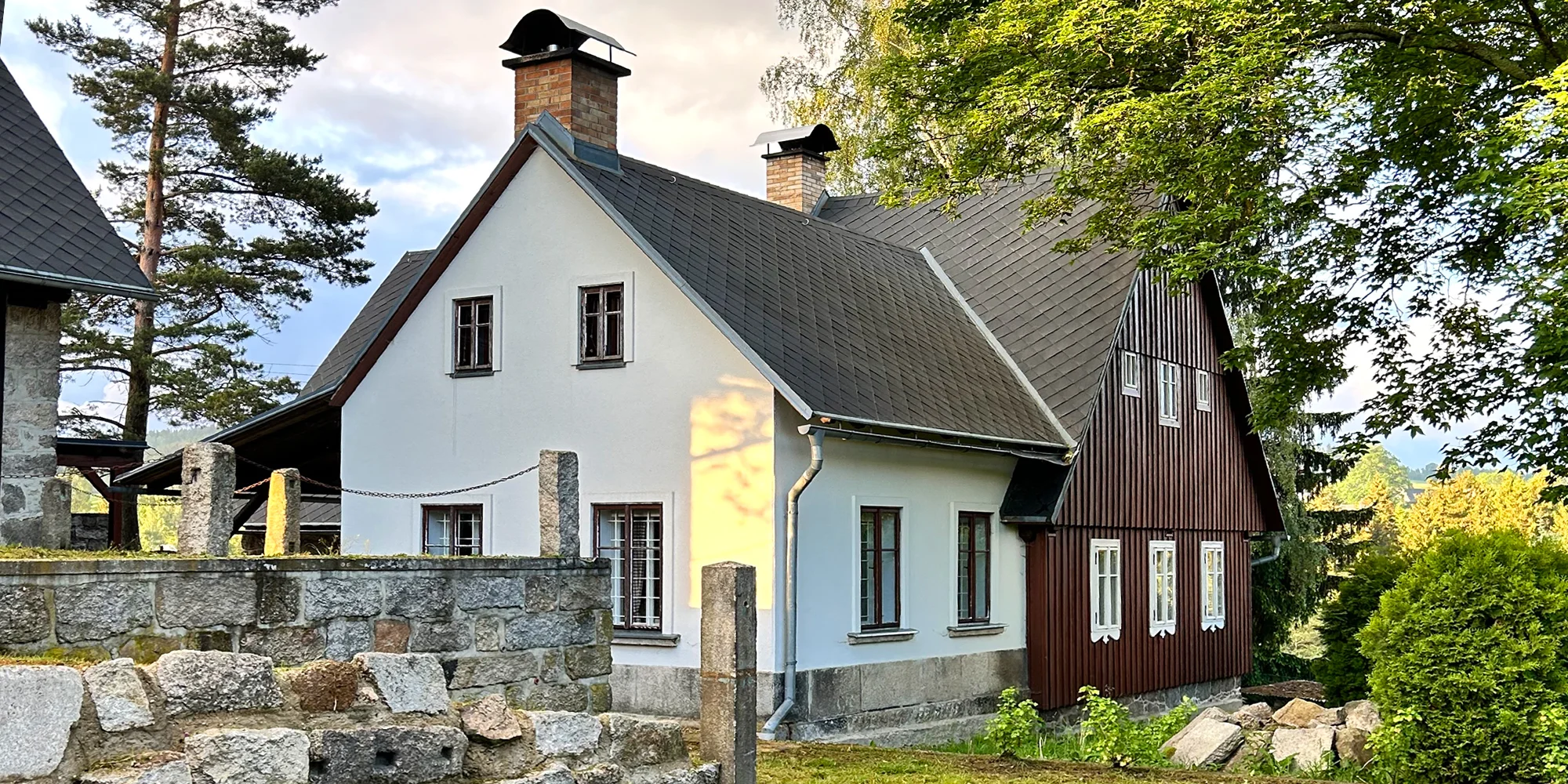 Štýlová a plne vybavená zrubová chata v Jizerkách až pre 16 osôb