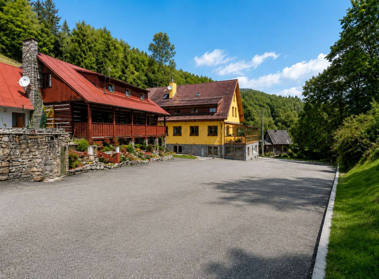 Penzión SKI Jezersko*** uprostred Pienin a Belianskych Tatier v blízkosti Bachledky so stravou a wellness