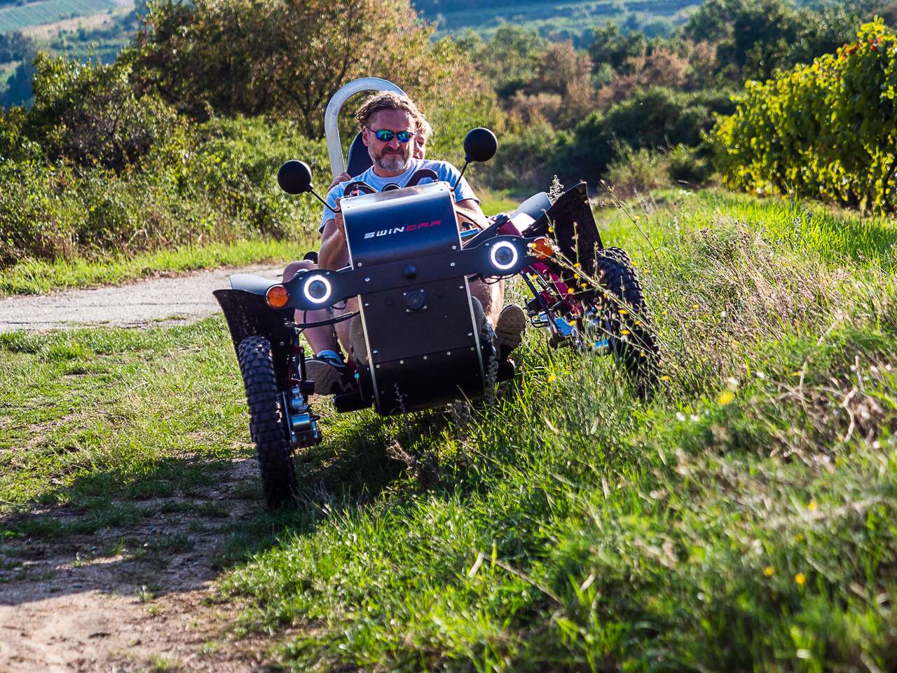 Terénne vozidlo buggy Swincar - zážitková jazda vo Svätom Jure alebo prenájom vozidla na niekoľko dní