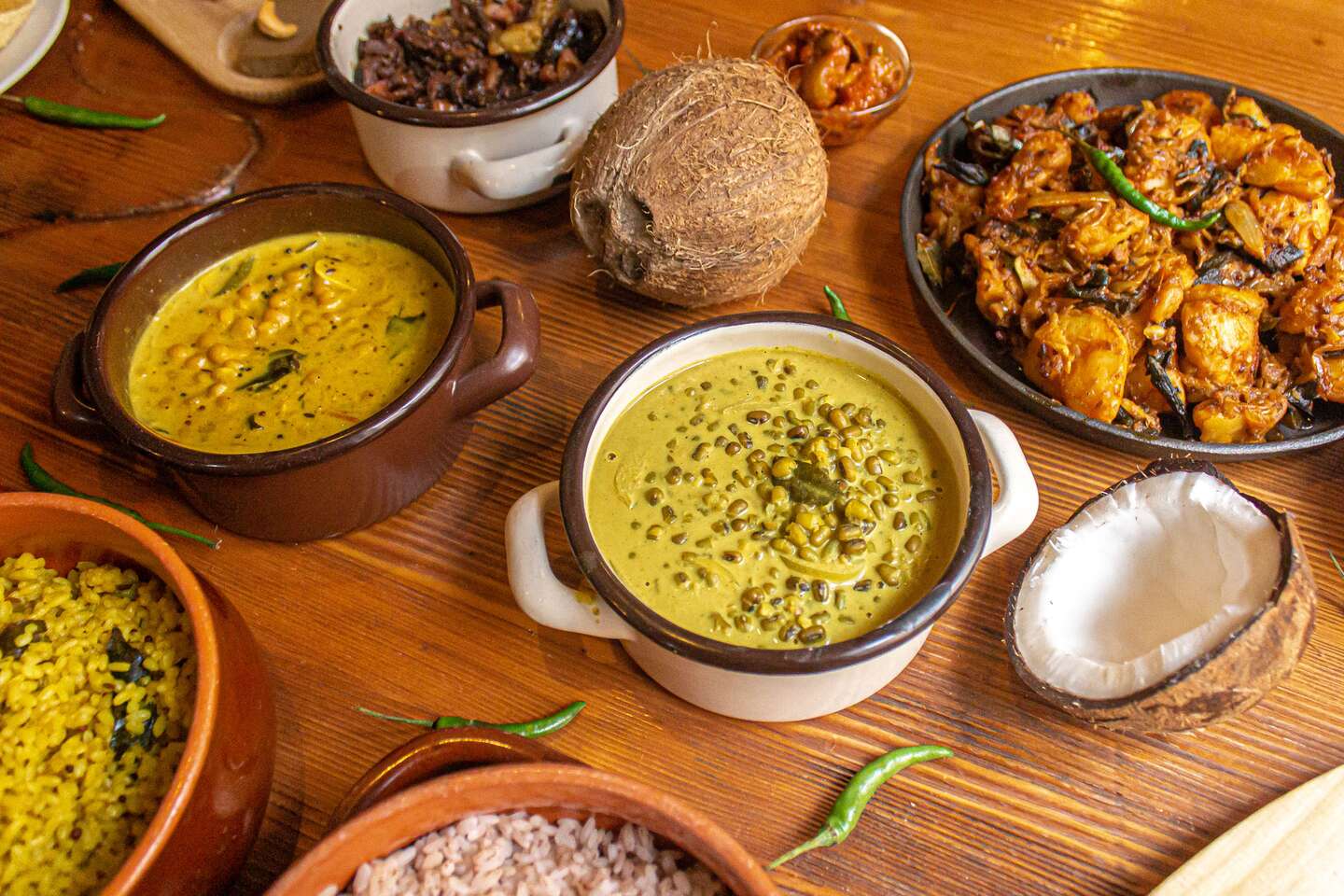 Tradičné srílanské menu od šéfkuchára Anjana Thambawitage v reštaurácii Cozy Coza