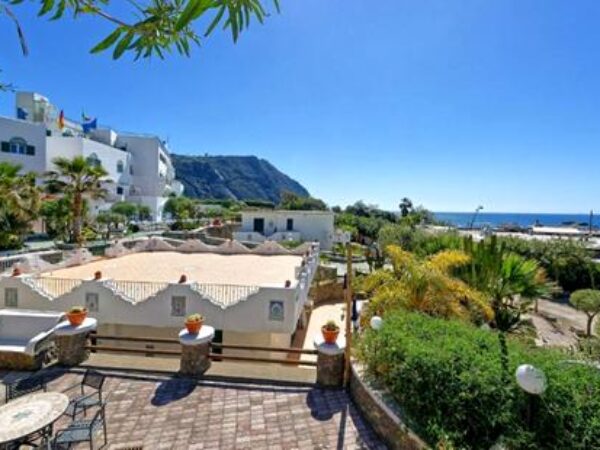 Body & Mind Camp na ostrove Ischia s Luciou Medekovou