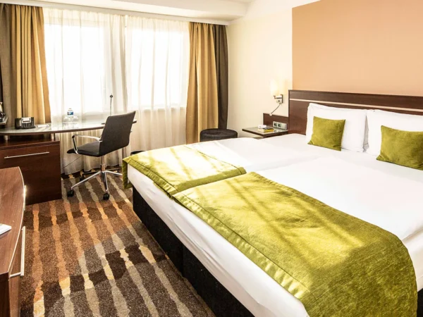4* pobyt v Prahe: hotel 15 min. metrom od Václaváku, možnosť raňajok aj wellness