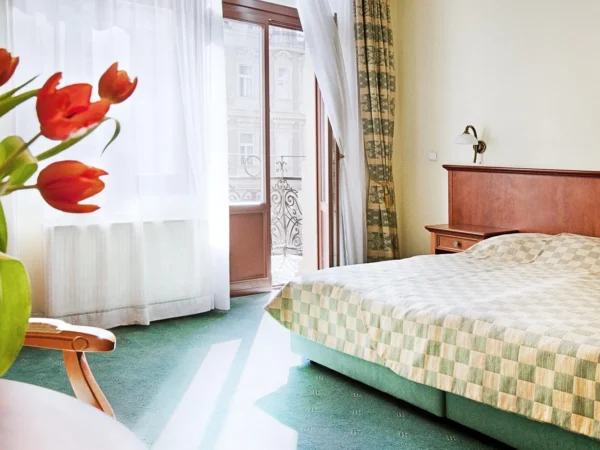 4* pobyt v Karlových Varoch: raňajky alebo polpenzia, bazén a sauna aj procedúry