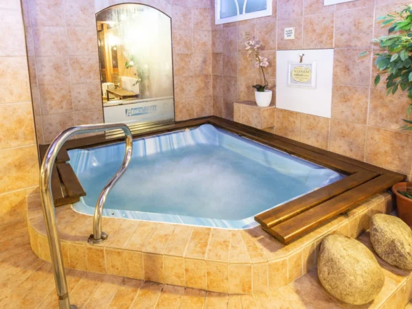 Relax v Špindlerovom Mlyne pre pár aj rodinu: raňajky alebo polpenzia, wellness aj masáž