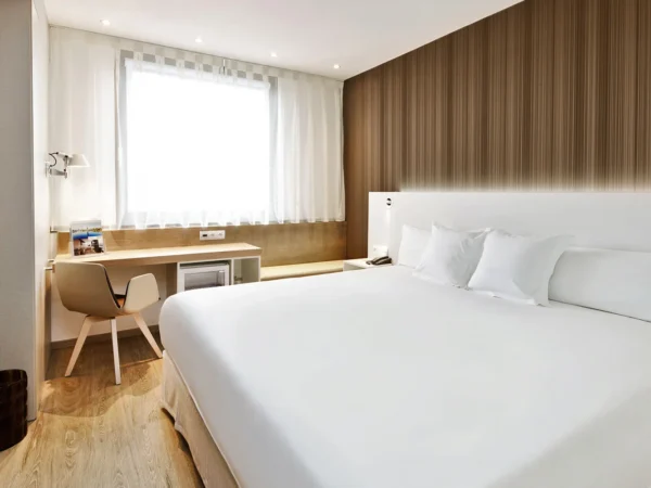4* luxus v Prahe pre pár aj rodinu: raňajky alebo polpenzia a moderné izby
