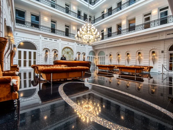 Hotel v centre Budapešti: raňajky v Michelinskej reštaurácii a neobmedzený vstup do wellness