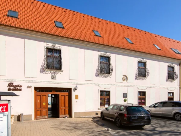 Prekvapte svoju polovičku romantickým pobytom v Trnave: pivné kúpele, chutná strava aj wellness