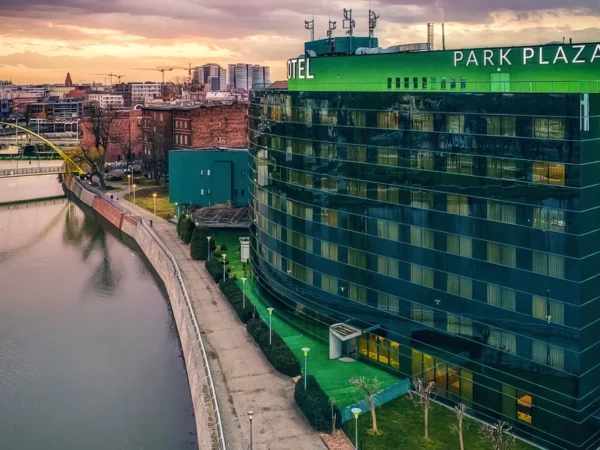 4* pobyt v centre Vroclavu: hotel priamo pri Odre, raňajky aj sauna, akcia 2 deti zdarma