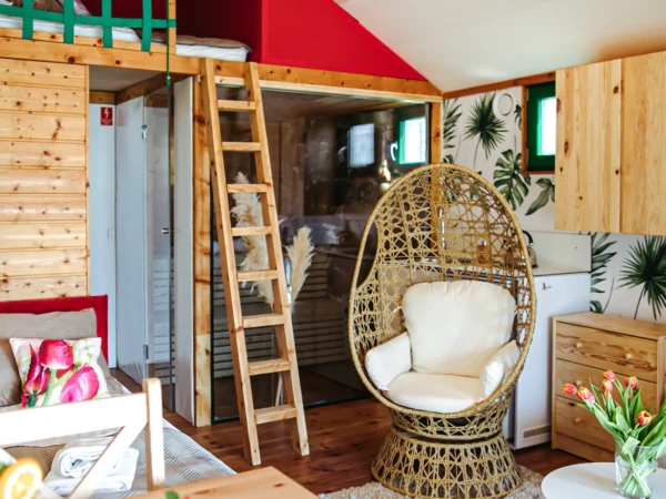 Glamping pri jazere Jamno a pri Balte: bez jedla alebo s raňajkami, množstvo aktivít aj domčeky s vlastným wellness
