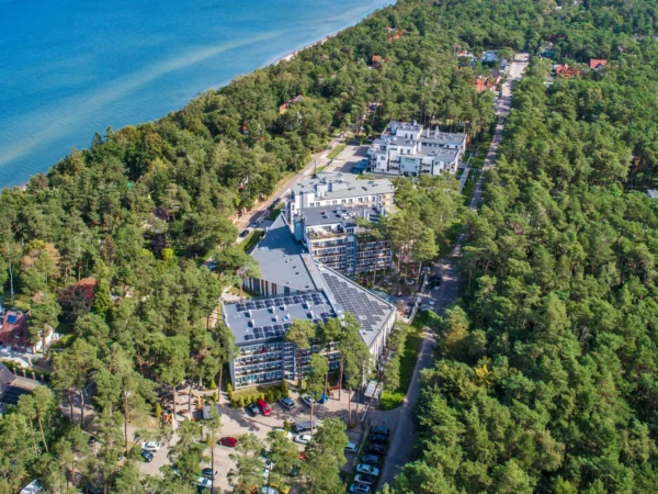 Poľský relax pri Baltskom mori: pobyt v kúpeľnom komplexe s jedlom a wellness