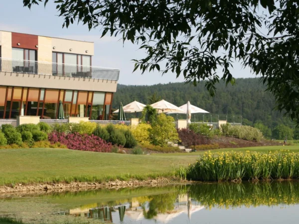 Golfový hotel v Beroune s neobmedzeným wellness a fľašou prosecca