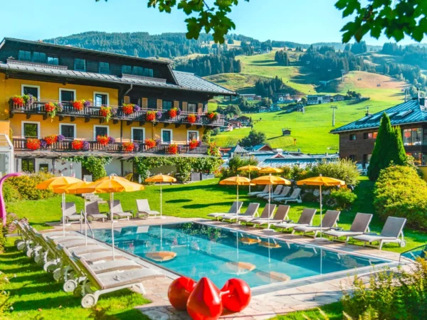 Rakúske Alpy: krásny hotel s wellness, strešnou záhradou a polpenziou aj karta plná zliav a atrakcií zadarmo