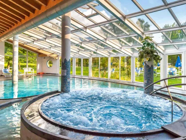 Wellness pobyt s plnou penziou v talianskych Alpách: hotel s bio záhradou, bazénom a spa pri Terme di Levico