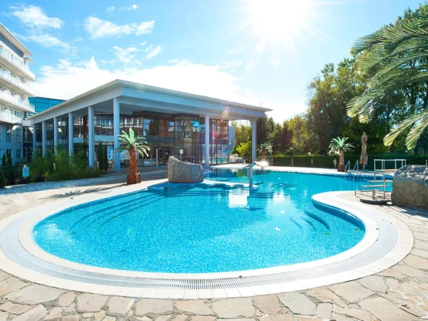 Top baltské letovisko Kołobrzeg: rodinný hotel s neobmedzeným wellness, raňajky alebo polpenzia