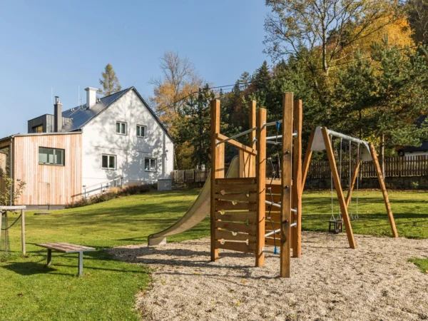 Pohodový pobyt v Jeseníkoch: krásne ubytovanie, privátna sauna aj vínna pivnica