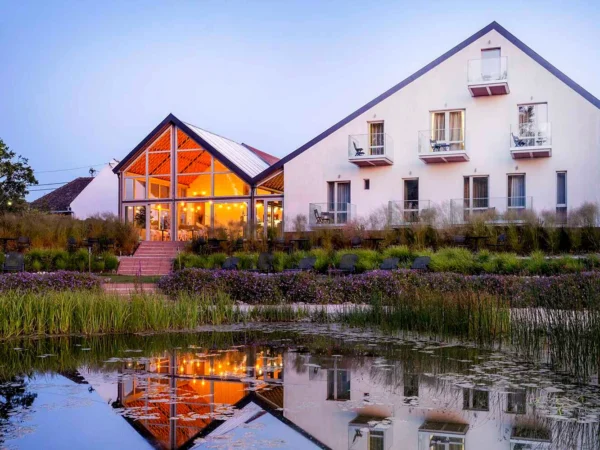 Novootvorený hotel blízko Neziderského jazera s neobmedzeným wellness, plus dve deti aj so stravou zadarmo