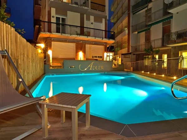 Pohoda v Taliansku: 3* hotel neďaleko pláže v letovisku Alassio, raňajky alebo polpenzia, bazén