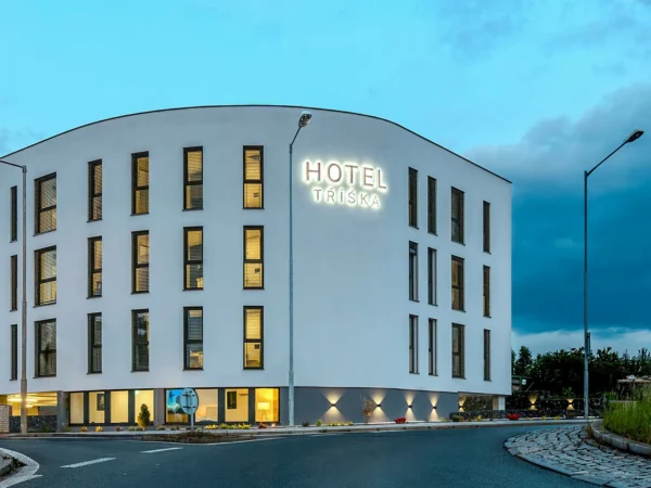Pobyt v Brandýse nad Labem: moderný hotel aj s bufetovými raňajkami