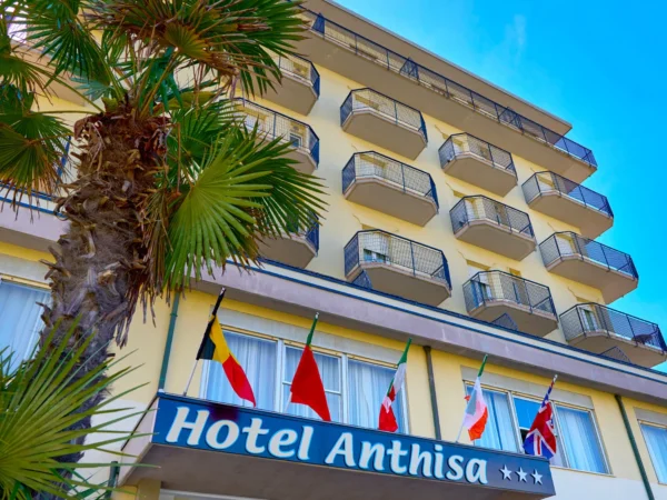 Talianske prázdniny v letovisku Lido di Savio: 3* hotel 70 metrov od pláže, plná penzia