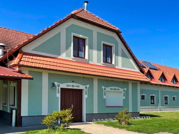 Dovolenka na statku s koňmi pri Kroměříži: raňajky alebo polpenzia, možnosť jazdy na koni