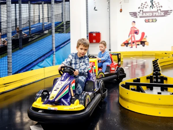 Pobyt plný zábavy v útulnom vybavenom domčeku pre 2 až 6 osôb s wellness, na skok Energylandia i Fantazja Park