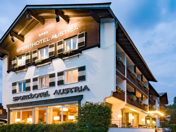 Aktívna dovolenka aj relax v Rakúsku: hotel s raňajkami a polpenziou, wellness, šport aj výlety