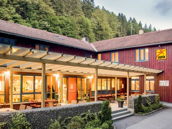 Krásny hotel v Štajerských Alpách s polpenziou a neobmedzenými saunami