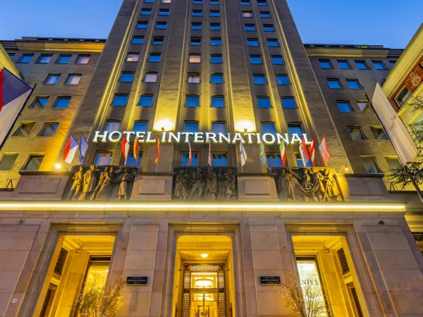 Legendárny Grandotel International v Prahe: pobyt s raňajkami, skvelá dostupnosť do centra