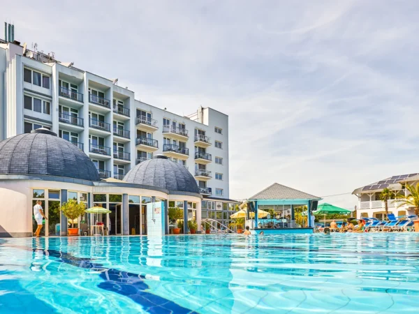 Relaxačný pobyt s polpenziou v hoteli Silver**** s kúpeľným komplexom, neobmedzený wellness v cene