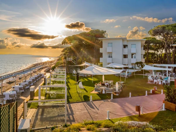 Luxusná dovolenka v Toskánsku: 5* hotel priamo pri pláži, raňajky alebo polpenzia, animácie