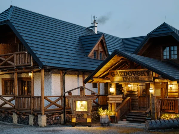 Pobyt v obľúbenom vidieckom sídle Gazdovský dvor v Bešeňovej s mini wellness