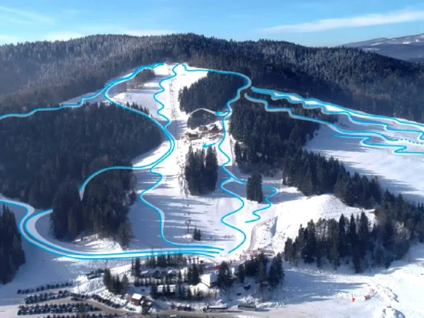 Výhodné lyžovanie v Poľsku: celodenný skipas do strediska TYLICZ SKI