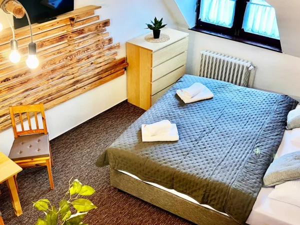 Penzión v Harrachove priamo pri zjazdovke: izby a apartmány pre páry aj skupiny