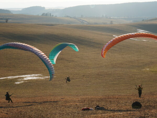 Kurzy paraglidingu