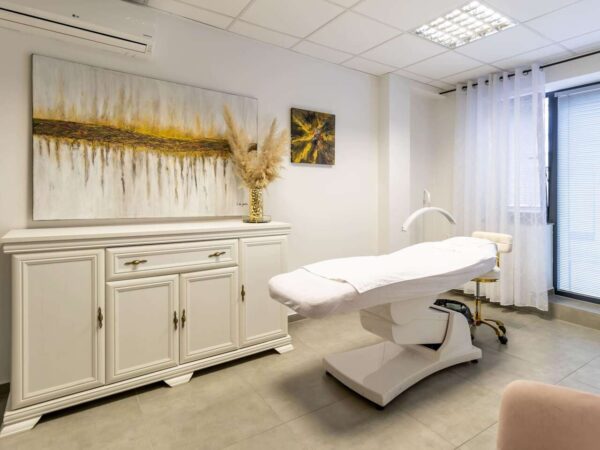 EXTRA CENA: Hifu 12D SMAS ultherapia – neinvazívny facelifting celej tváre