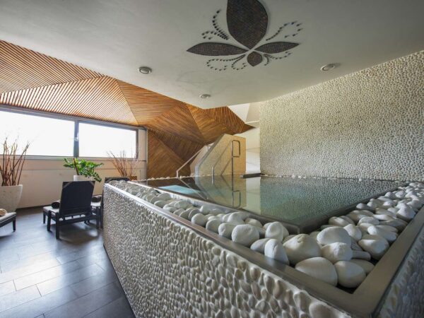 Thermal ŠÍRAVA SPA RESORT**** s polpenziou a neobmedzeným vstupom do Thermalparku