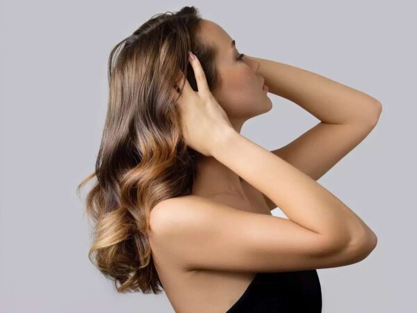 Farbenie alebo šetrná technika balayage a tónovanie v salóne Elegancehair
