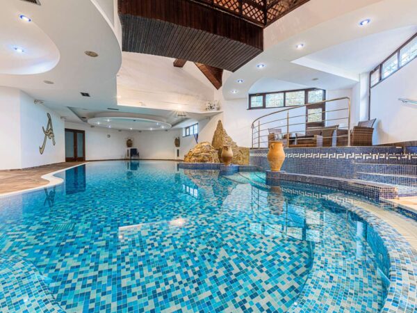 Hotel Amalia*** v srdci Vysokých Tatier s raňajkami a neobmedzeným vstupom do vyhrievaného bazéna