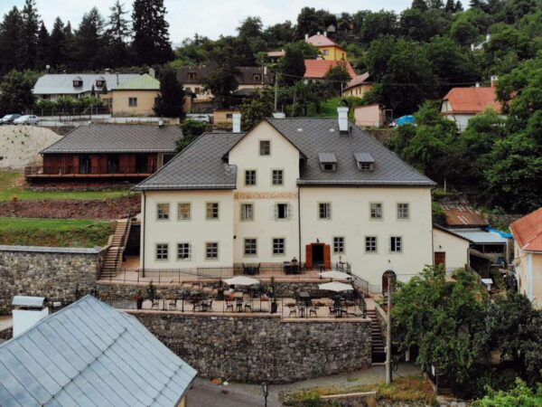 Renomovaný Hotel Glaus s raňajkami a možnosťou privátneho wellness