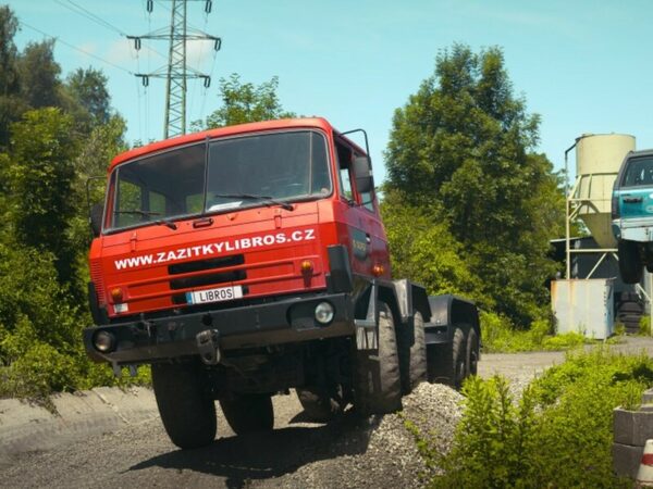 Zážitková jazda s rally špeciálom Tatra 815
