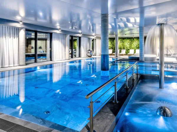 Pobyt v luxusnom rezorte v poľských Krkonošiach: jedlo a wellness aj vonkajší vyhrievaný bazén