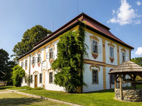 Rozprávkový pobyt v barokovom kaštieli pre pár aj rodinu, parkovanie zadarmo