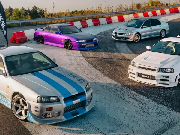 Jazda v Nissan Skyline R34, Nissan Silvia alebo Mitsubishi Lancer Evolution VIII: ako vodič aj spolujazdec, variant s jazdou driftem