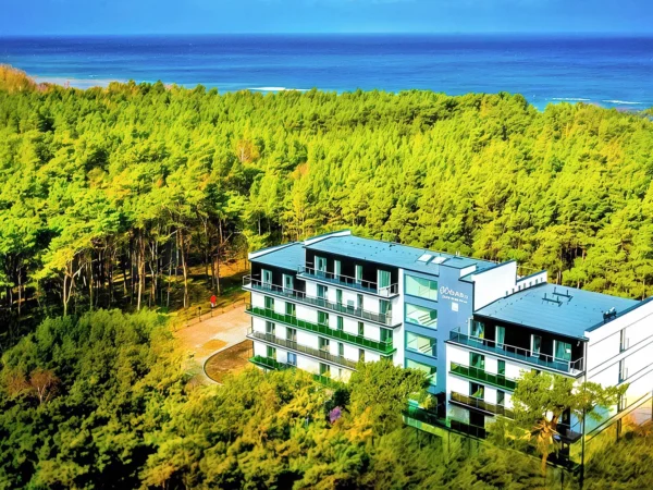 Navštívte slávne piesočné duny v Łebe: apartmány pri pláži, raňajky alebo polpenzia