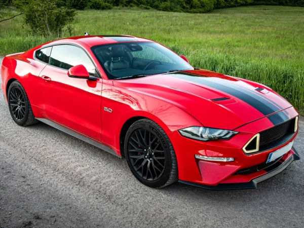 Legendárny FORD MUSTANG GT 5.0 V8: Jazda v premávke ako vodič alebo spolujazdec v 2 mestách