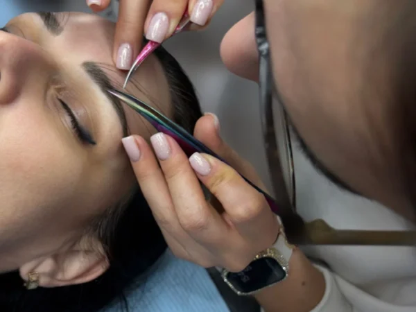 Darčekový poukaz na všetky služby salónu DS Beauty: 30, 50 alebo 100 €