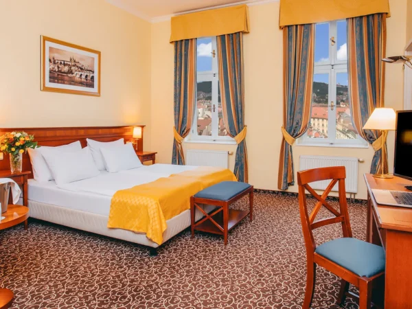 Hotel v centre Prahy: 10 minút od Národného múzea, v cene bufetové raňajky