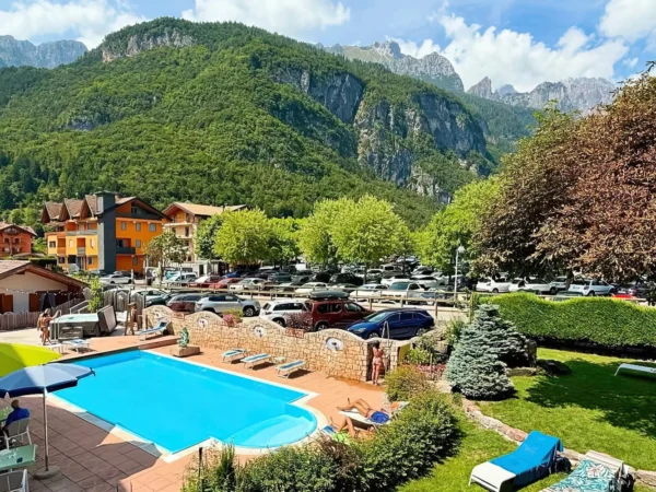 Adults only pobyt pri Lago di Molveno: strava, wellness, masáž aj karta výhod